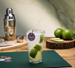 Caipirinha c/ cachaça